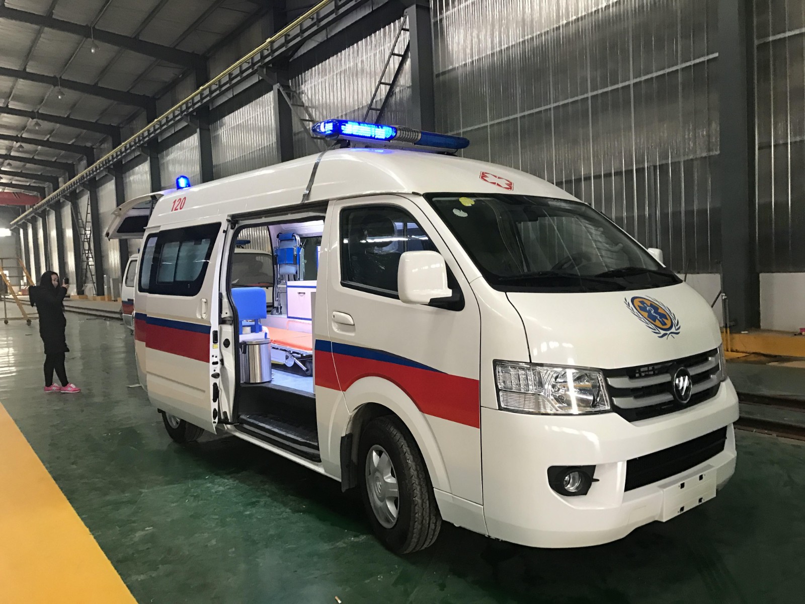 兴宁市救护车转院